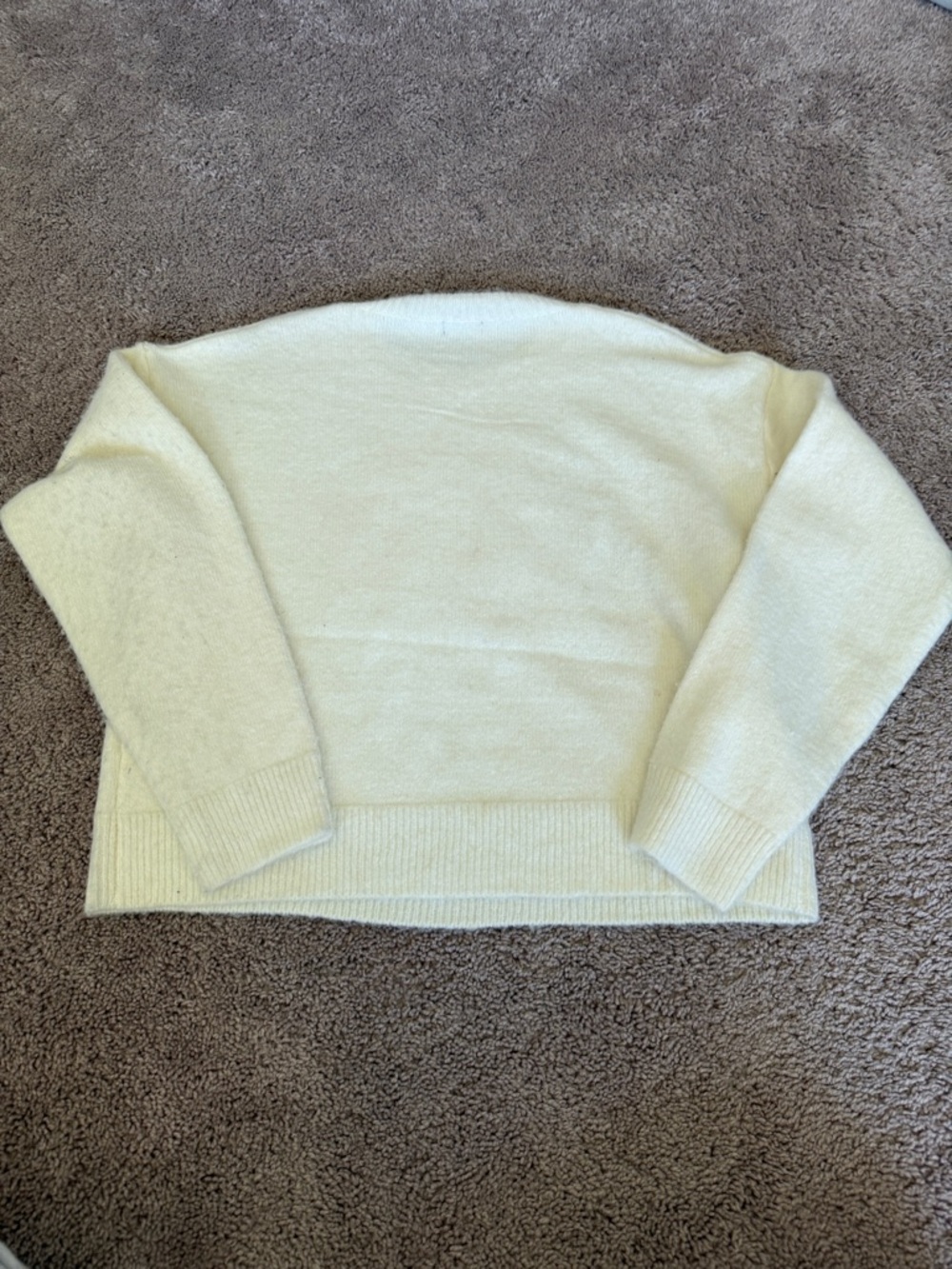 debut Cream Crewneck Sweater with Red Crab Graphic - Picture 6 of 8